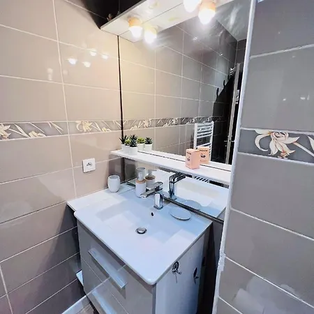Le Wilson Palace : Apt 4 Prs, 1 Ch, Centre * Antibes